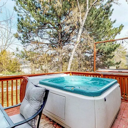 Cottonwood Convenience Villa